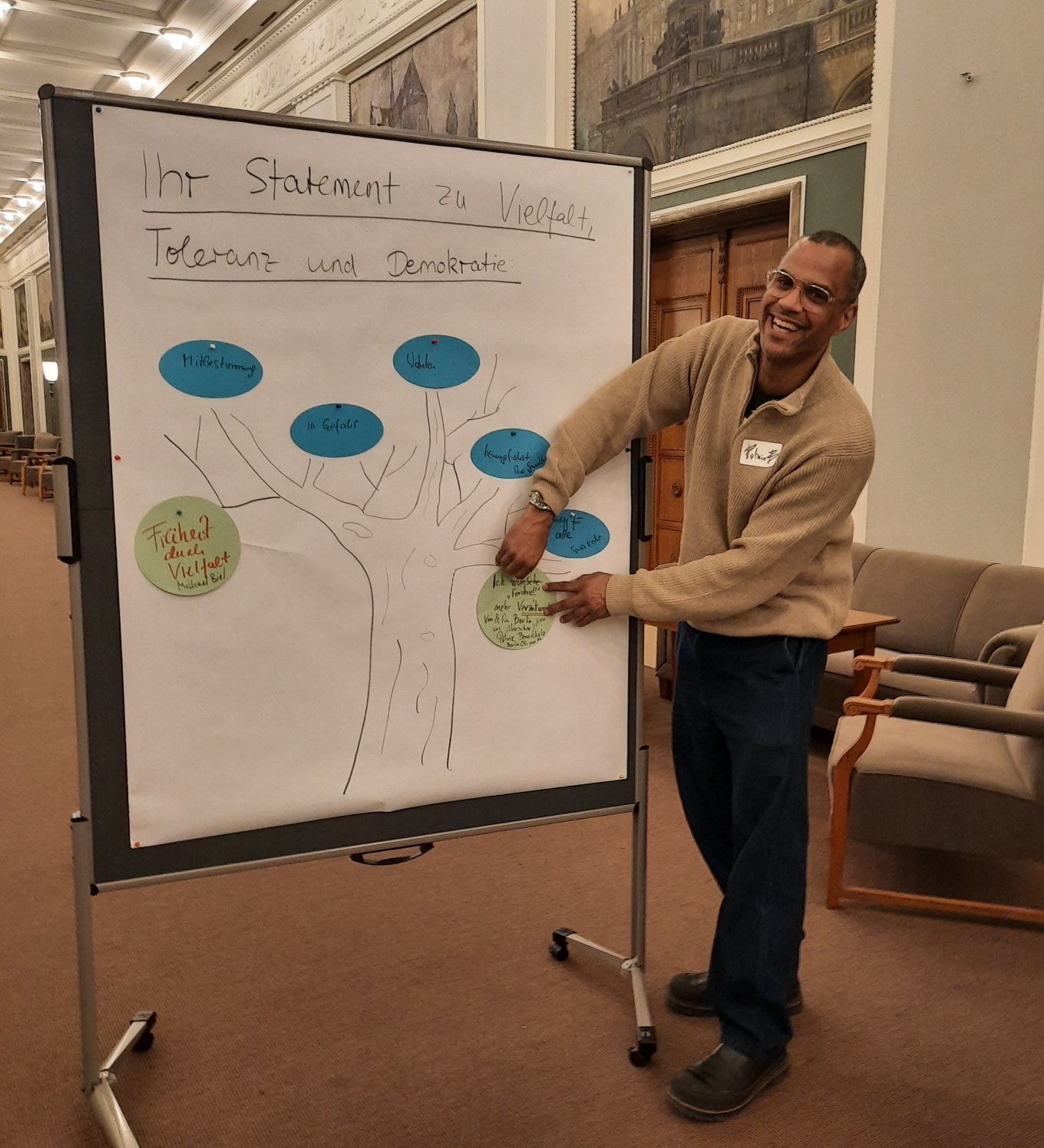 Democracy Nuggets-Initiative vorgestellt